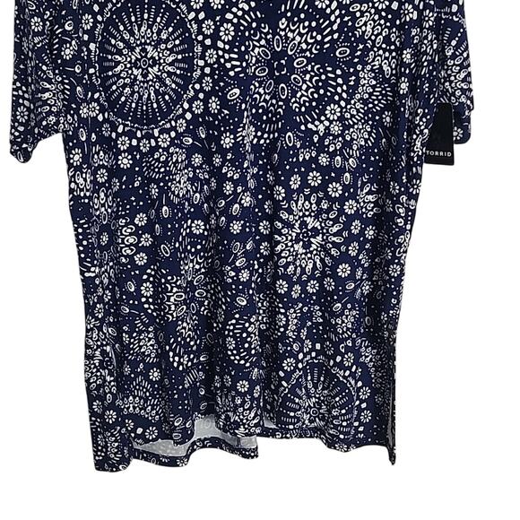 Torrid Mandala Print Navy/White Favorite Tunic, NWT - Picture 3 of 7